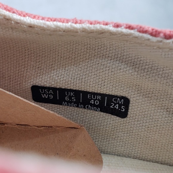 NWT Spenco Malibu Coral Canvas Leather Slip On Sneakers Women 9 Shoes Casual - Picture 7 of 12